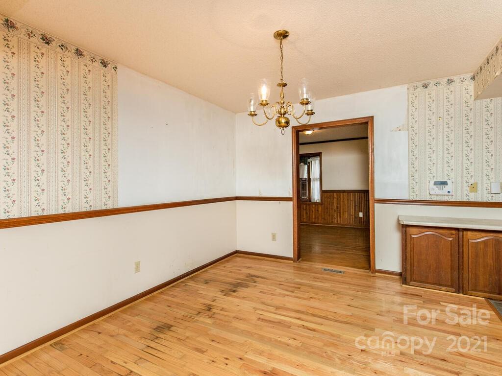 6 Indian Branch Road Candler, NC 28715 - Photo 8 of 35 Gallery Image 8