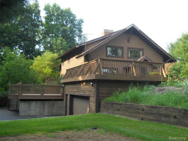 2828 Chilson Road Howell, MI 48843 - Photo 7 of 79 looking NE from volleyball pit