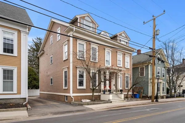 $485,000 | 314 Islington Street, Unit 3, Portsmouth, NH 03801