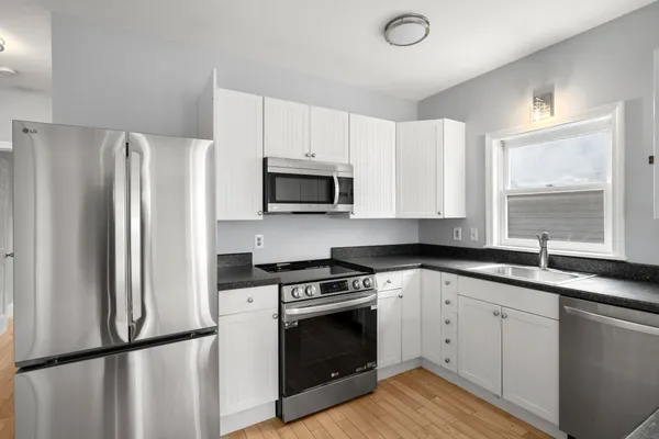 $485,000 | 314 Islington Street, Unit 3, Portsmouth, NH 03801