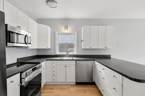 $485,000 | 314 Islington Street, Unit 3, Portsmouth, NH 03801