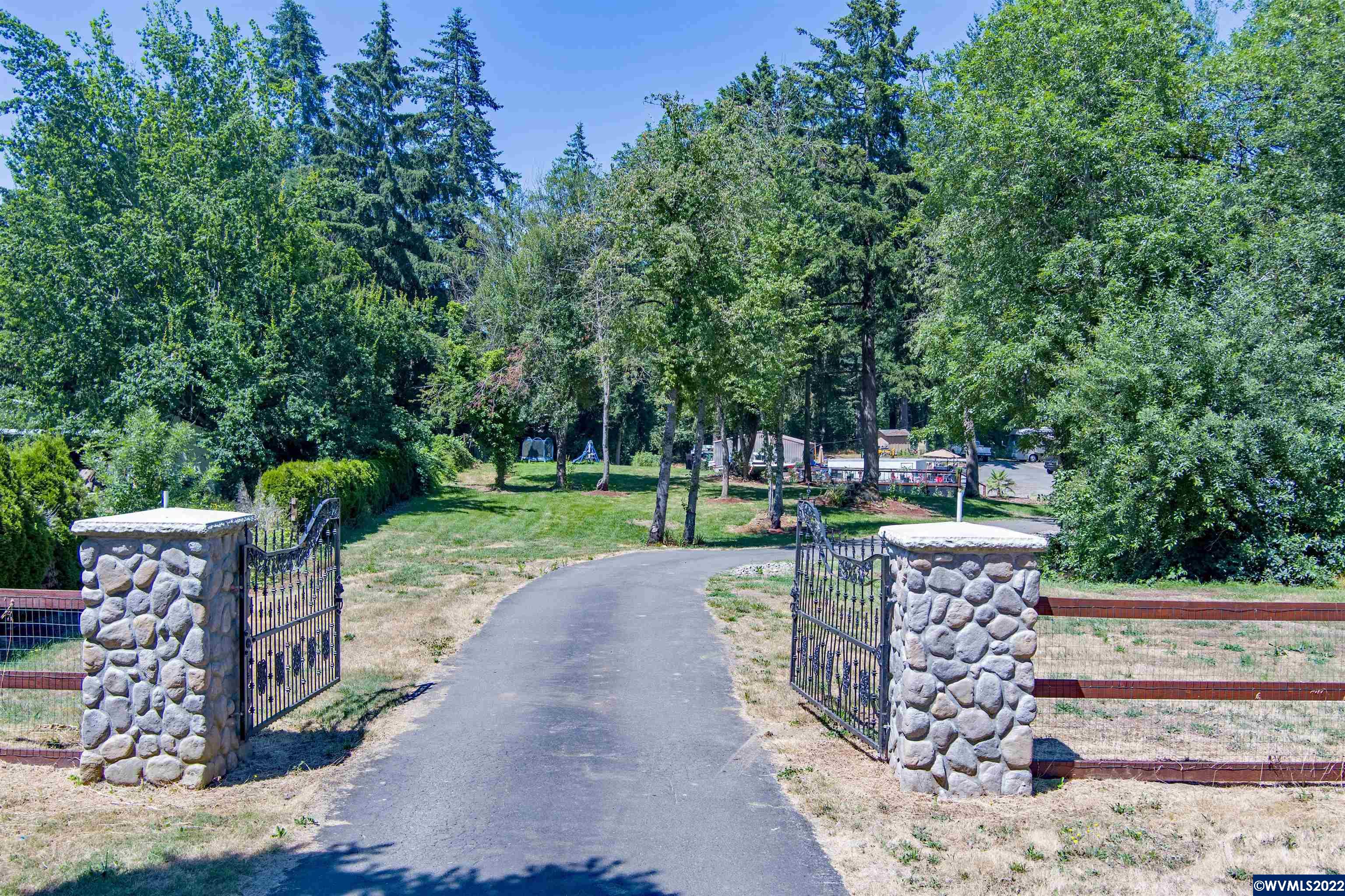 5815 Lake Labish Road Northeast Salem, OR 97305 - Photo 2 of 9