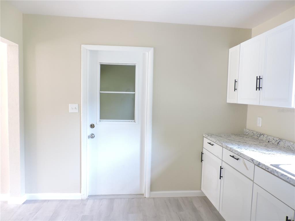 430 Oleander Road Lake Wales, FL 33898 - Photo 14 of 32 Gallery Image 14