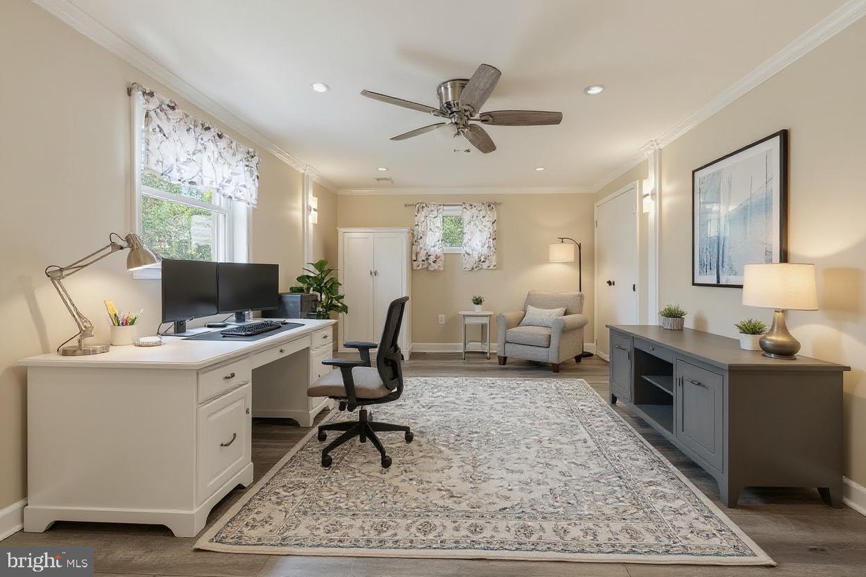 124 Woodland Road Gaithersburg, MD 20877 - Photo 47 of 79 Gallery Image 47
