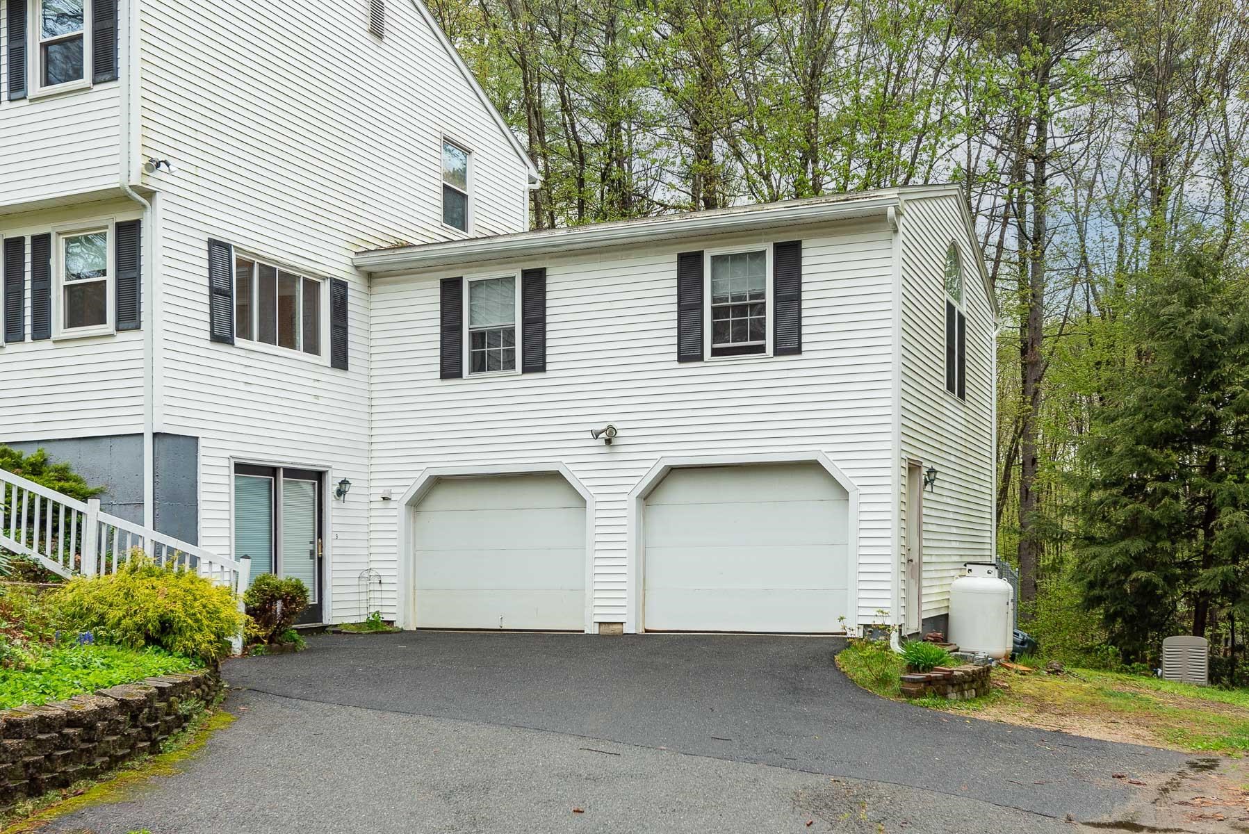 23 Langford Road Raymond, NH 03077 - Photo 2 of 39