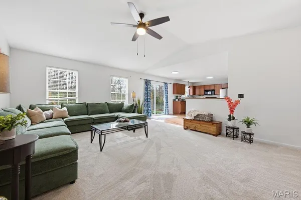 $299,999 | 394 Parkway Drive, Troy, MO 63379