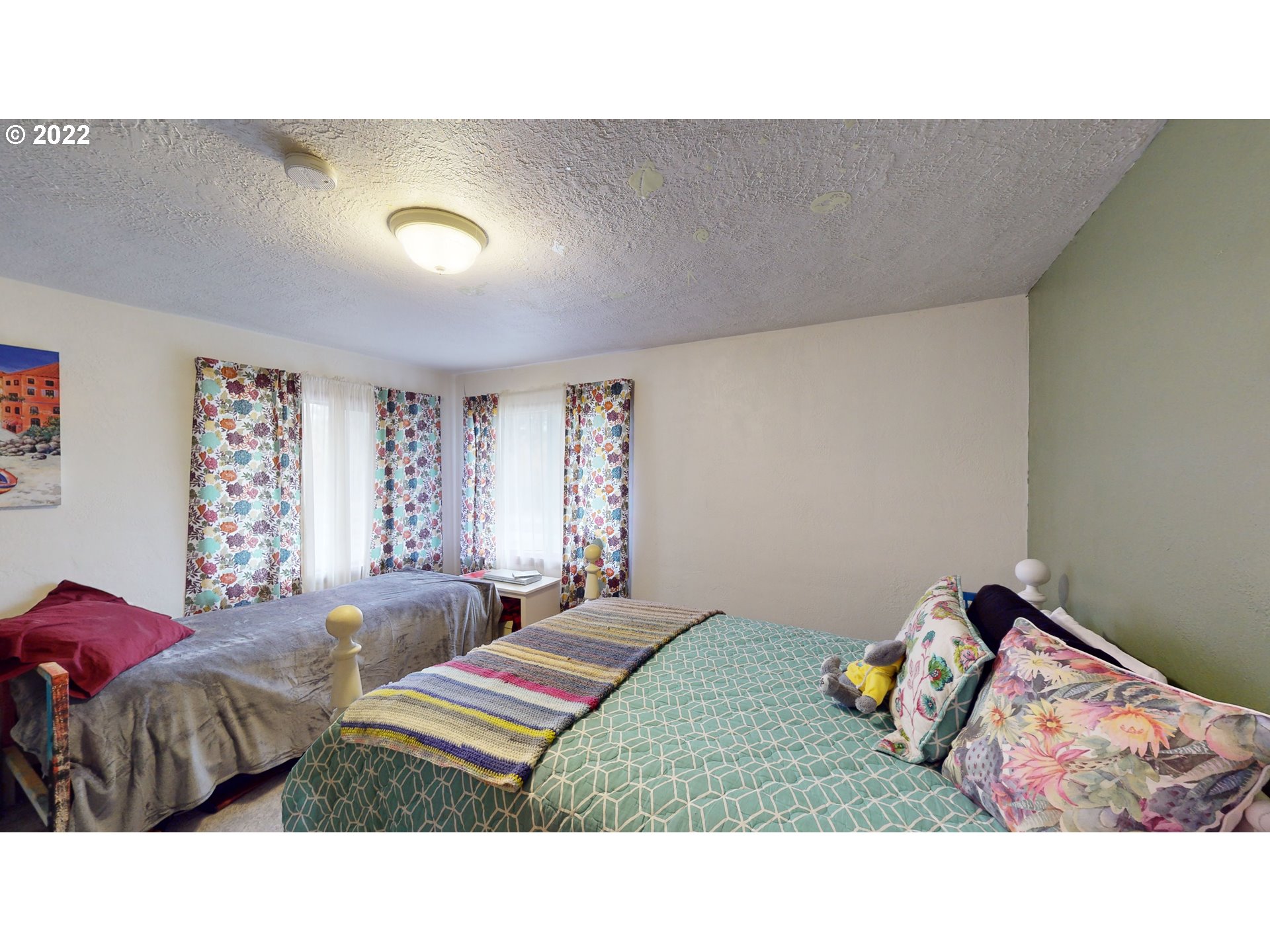 4004 Colonial Road Roseburg, OR 97471 - Photo 19 of 31 Gallery Image 19