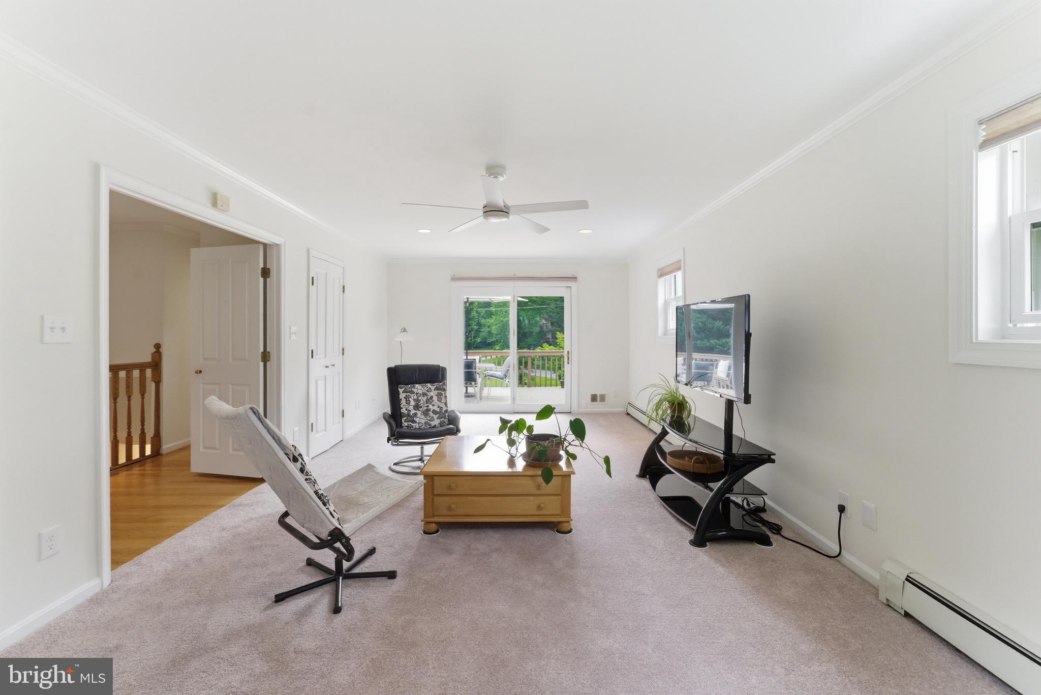 2100 Edgewater Parkway Silver Spring, MD 20903 - Photo 14 of 46 a view of a livingroom with workspace and a window