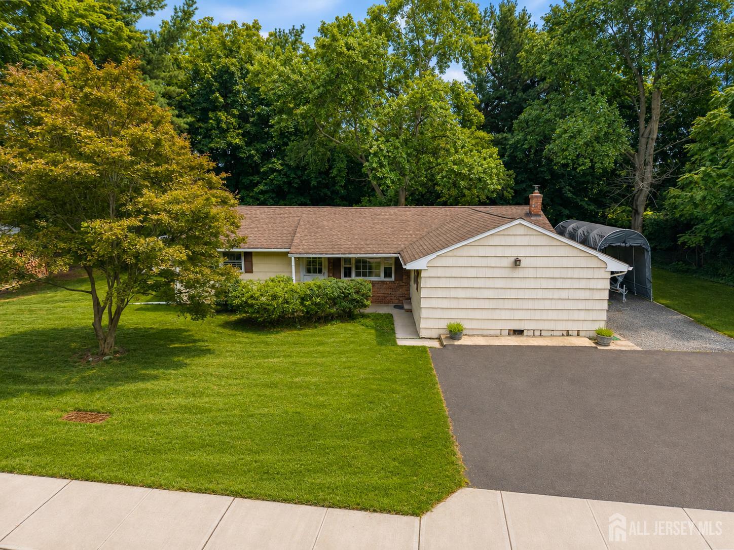 129 Cottrell Road Old Bridge, NJ 07747 - Photo 2 of 31 Gallery Image 2
