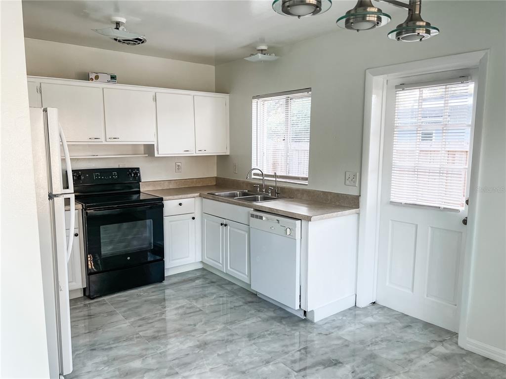 1300 Bennett Road Orlando, FL 32803 - Photo 8 of 20 Gallery Image 8