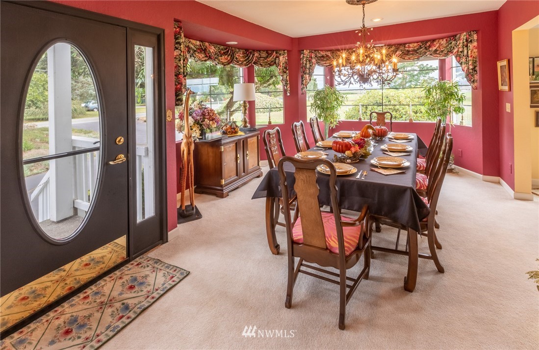 745 Beard Road Lynden, WA 98264 - Photo 3 of 19 Gallery Image 3