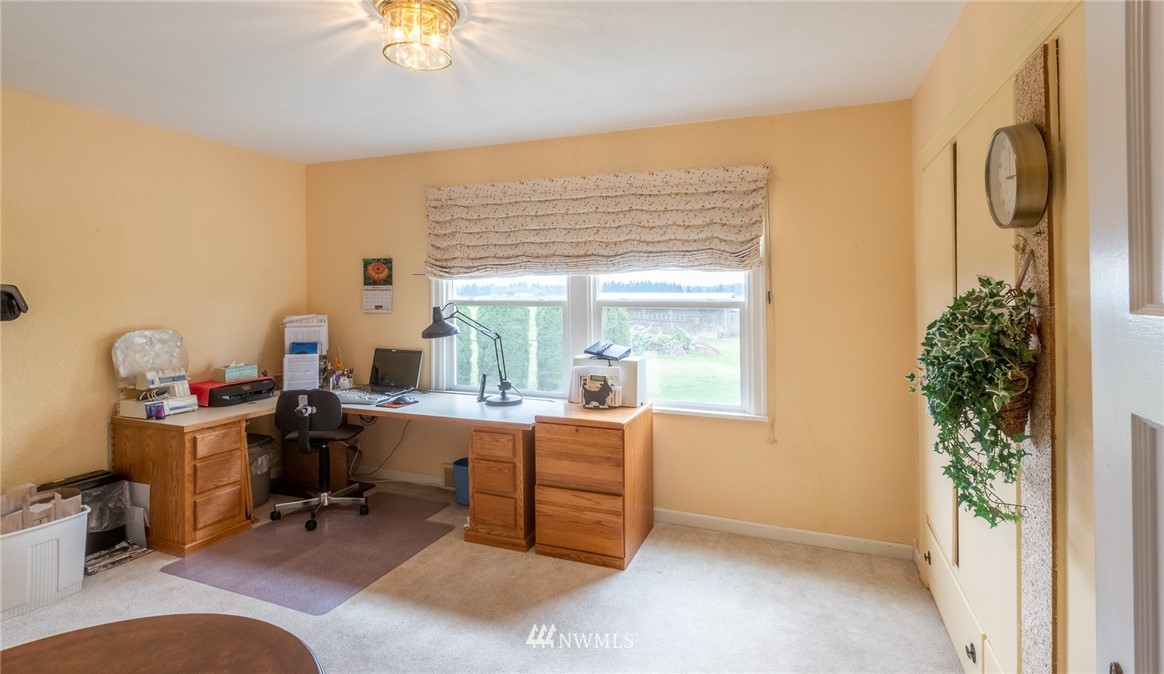745 Beard Road Lynden, WA 98264 - Photo 8 of 19 Gallery Image 8