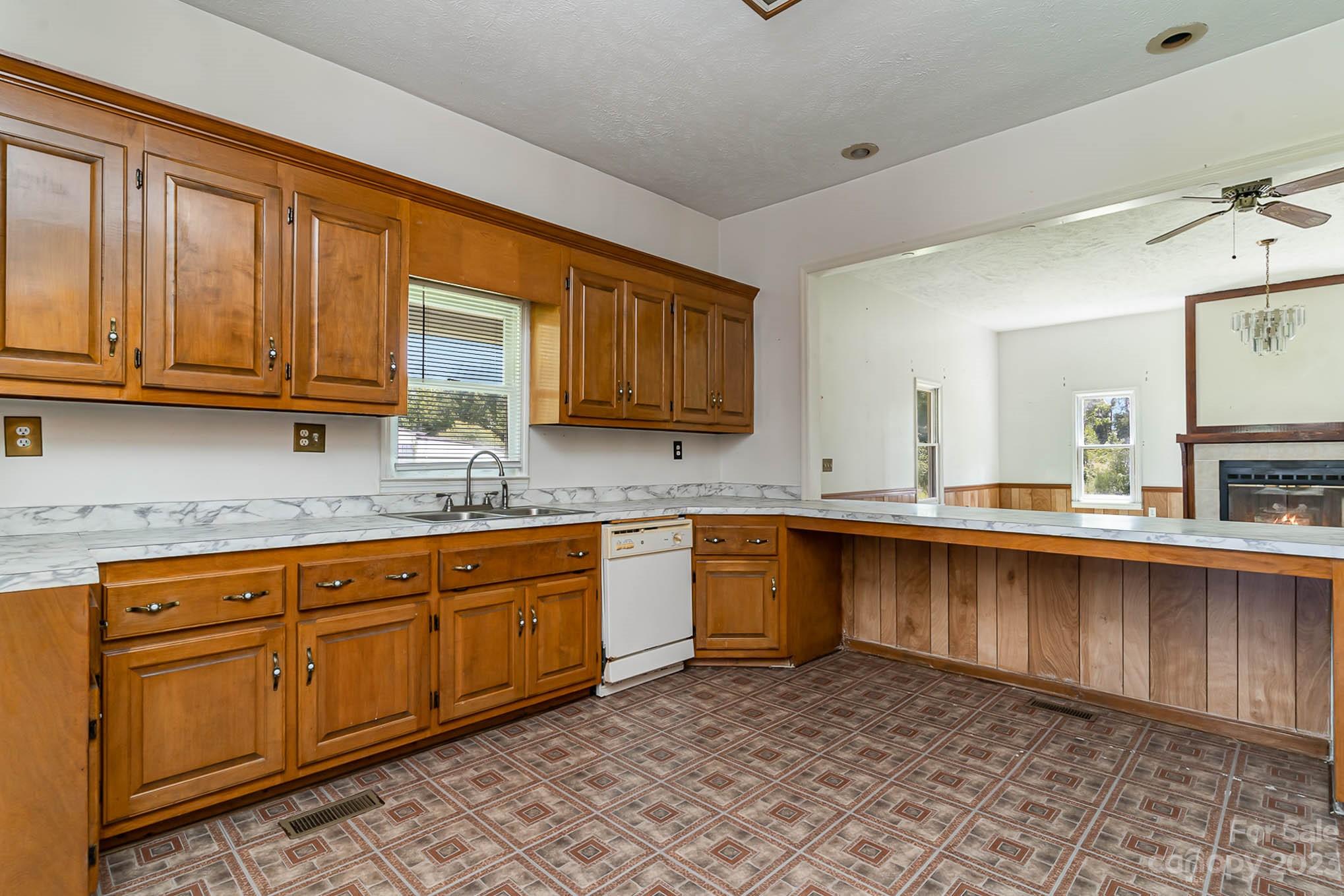 357 Brooks Road Nichols, SC 29581 - Photo 7 of 27 Gallery Image 7