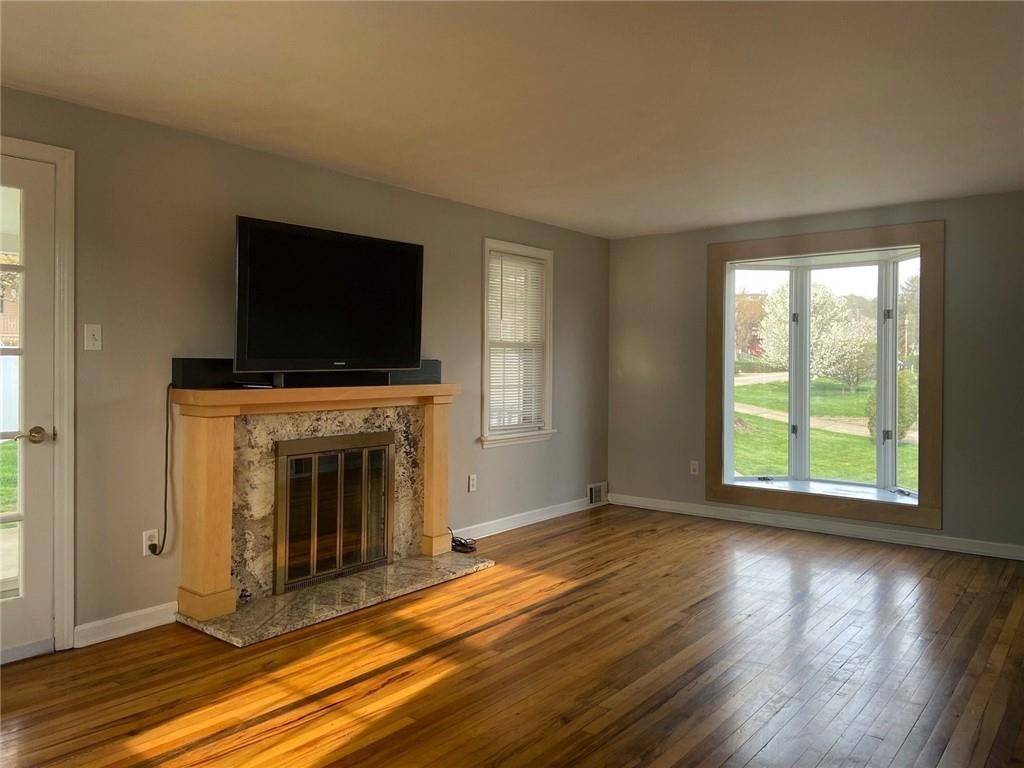 922 Greenhill Road Pittsburgh, PA 15209 - Photo 8 of 18