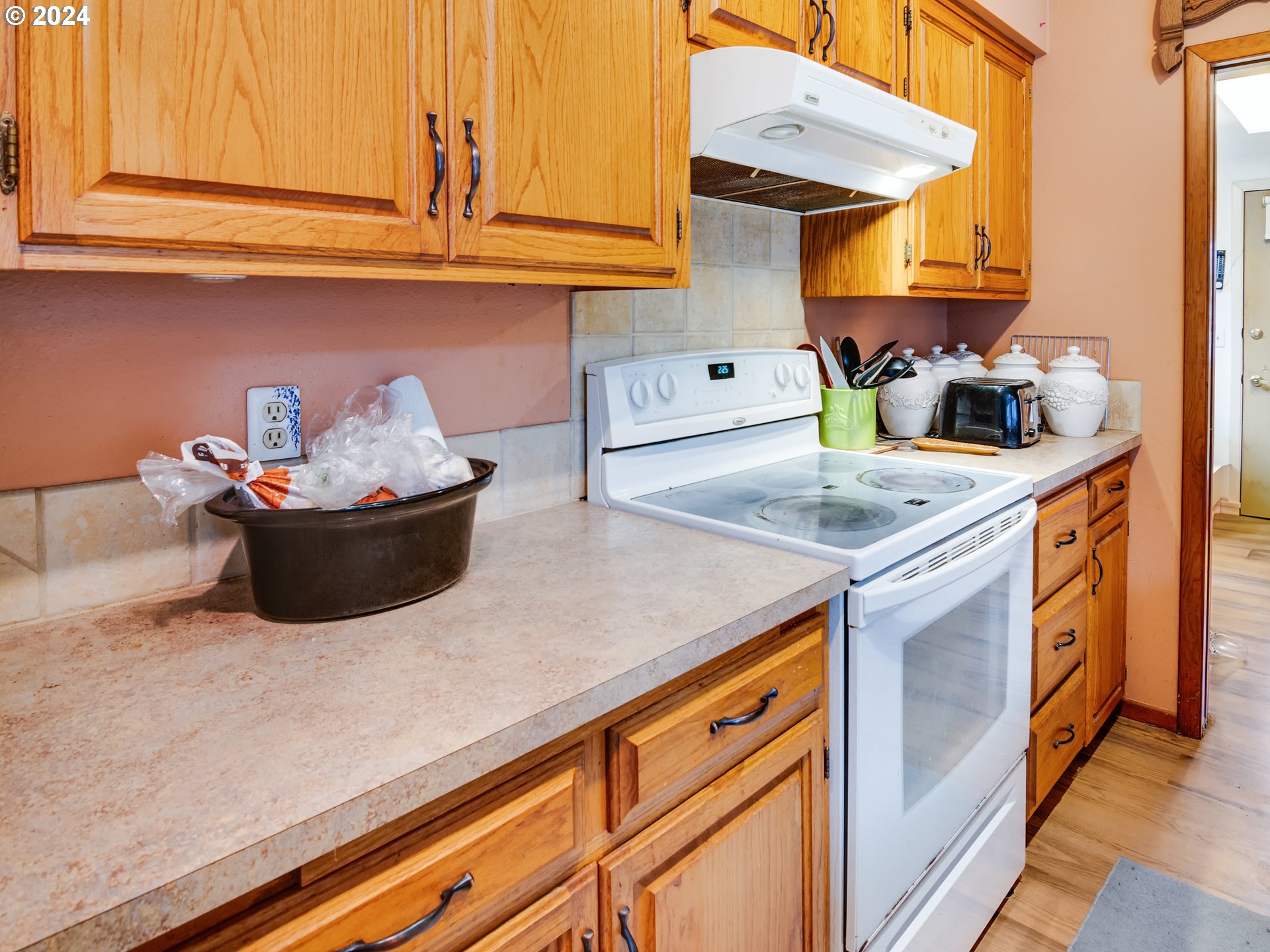 341 Combs Circle Yachats, OR 97498 - Photo 14 of 33
