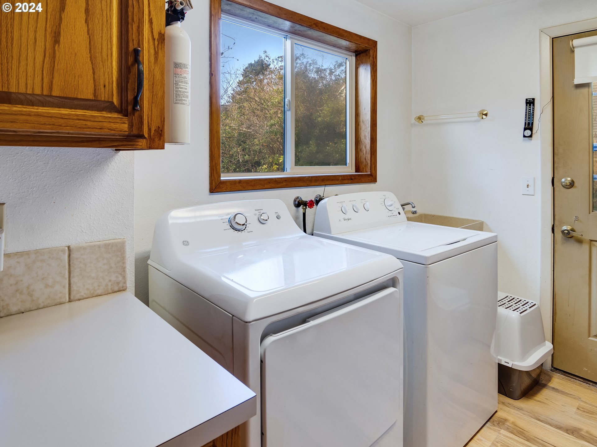 341 Combs Circle Yachats, OR 97498 - Photo 17 of 33