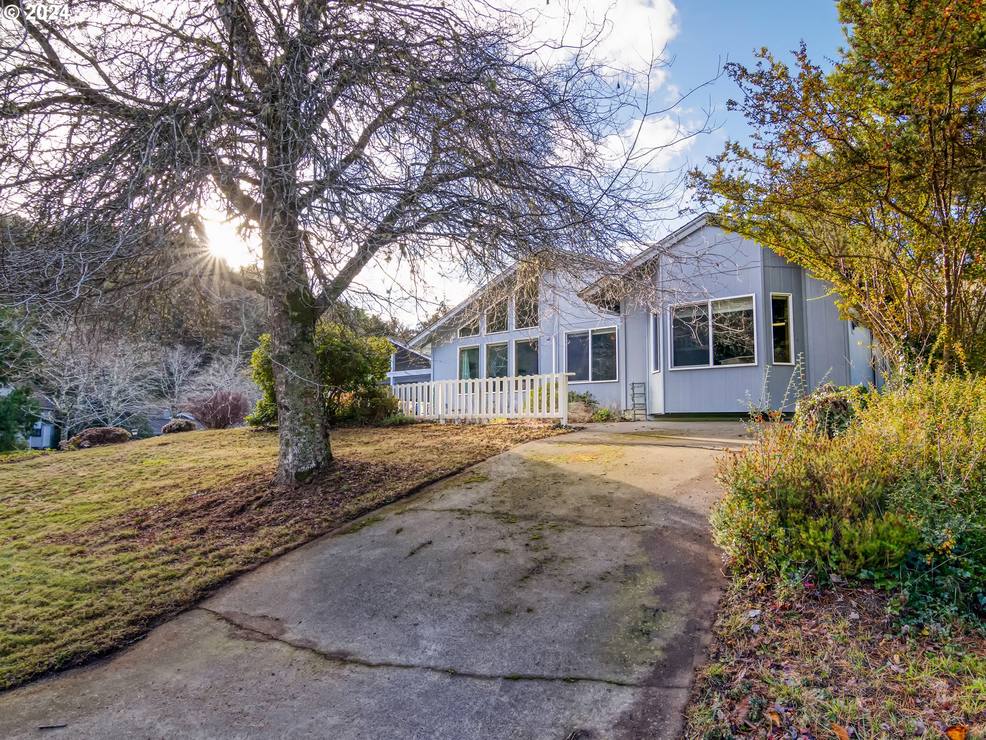 341 Combs Circle Yachats, OR 97498 - Photo 21 of 33