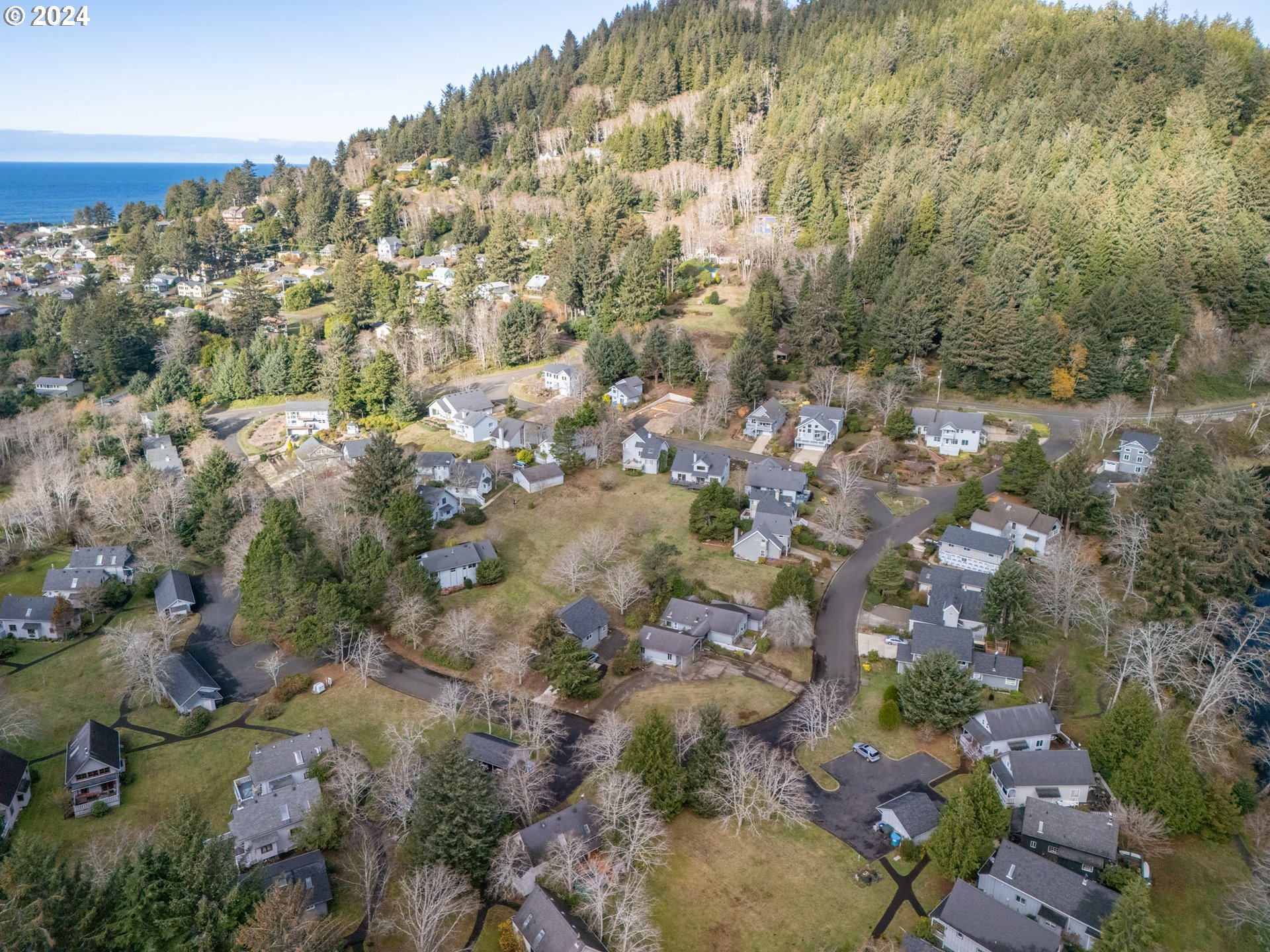 341 Combs Circle Yachats, OR 97498 - Photo 24 of 33
