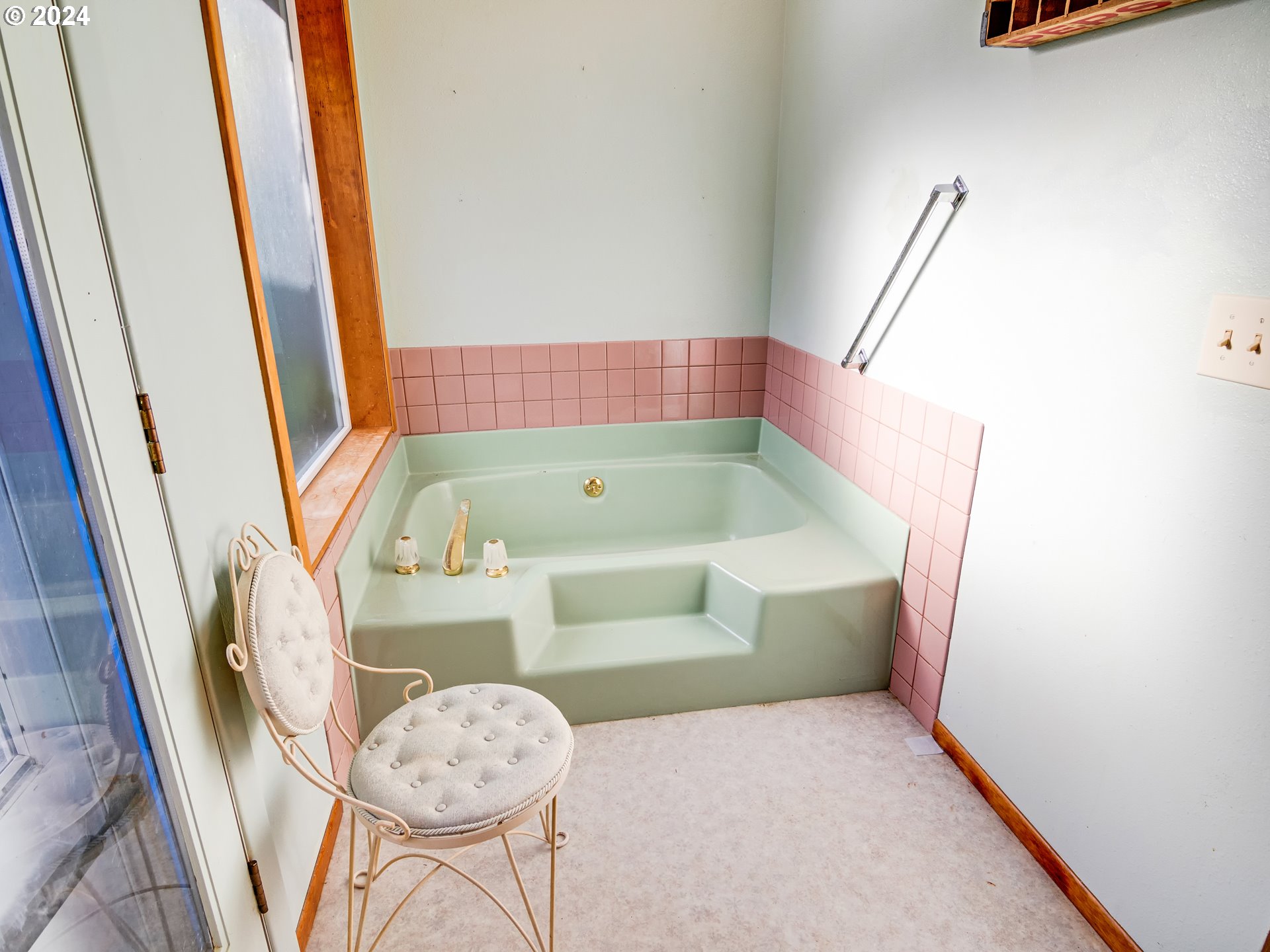 341 Combs Circle Yachats, OR 97498 - Photo 5 of 33