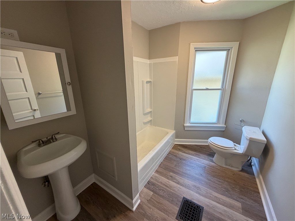 1462 Felton Road South Euclid, OH 44121 - Photo 9 of 19