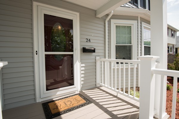 24 Linden Road Peabody, MA 01960 - Photo 3 of 30 Gallery Image 3