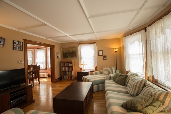 24 Linden Road Peabody, MA 01960 - Photo 6 of 30 Gallery Image 6