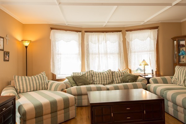 24 Linden Road Peabody, MA 01960 - Photo 7 of 30 Gallery Image 7