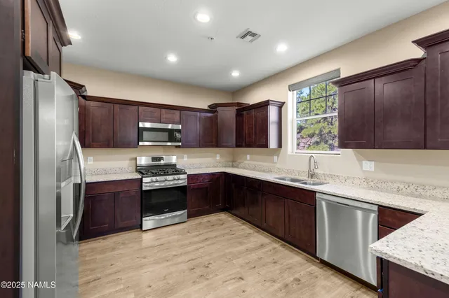 $510,300 | 2585 West Cripple Creek Drive, Flagstaff, AZ 86001