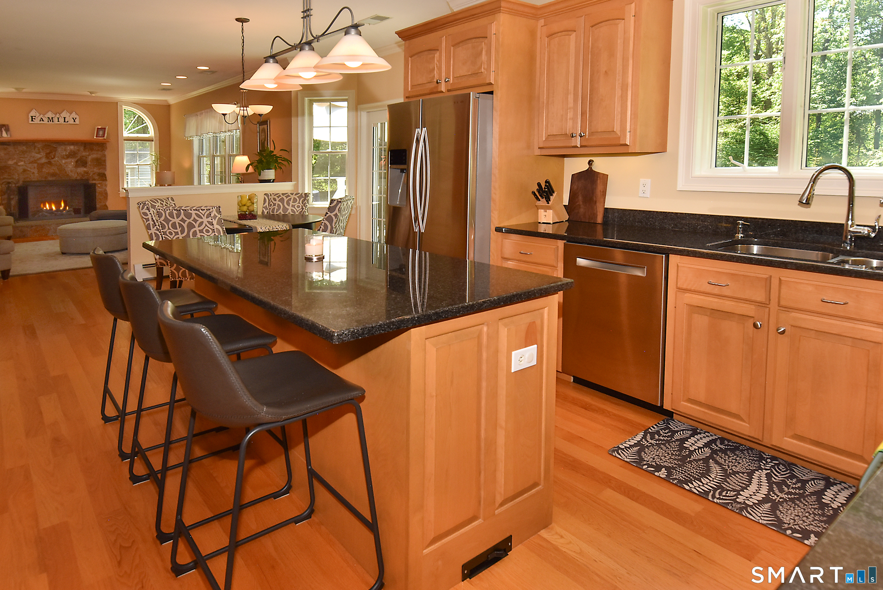 85 School Road Bolton, CT 06043 - Photo 9 of 39 Gallery Image 9