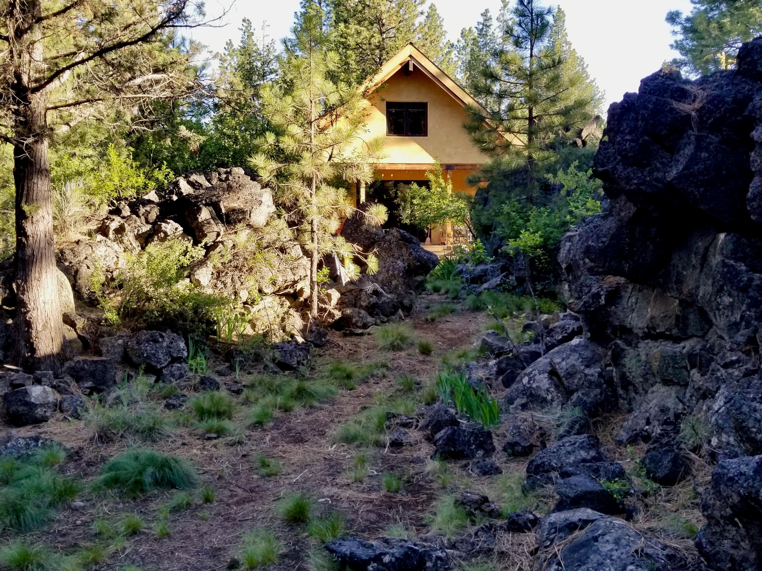 60380 Zuni Road Bend, OR 97702 - Photo 3 of 55 20190531_073759