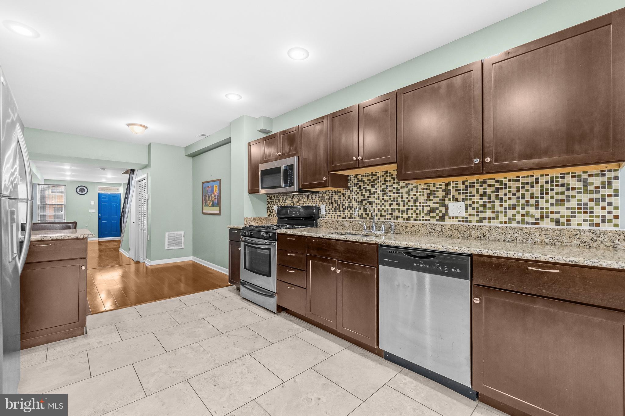238 South Durham Street Baltimore, MD 21231 - Photo 12 of 30