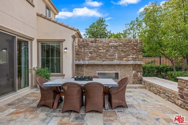 $2,395,000 | 8304 Mariposa Ct Hills, West Hills, CA 91304