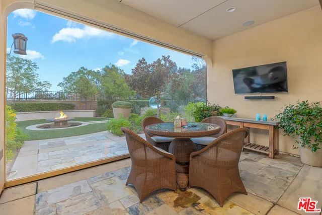 $2,395,000 | 8304 Mariposa Ct Hills, West Hills, CA 91304