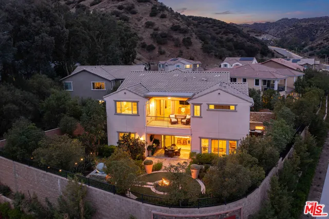 $2,395,000 | 8304 Mariposa Ct Hills, West Hills, CA 91304