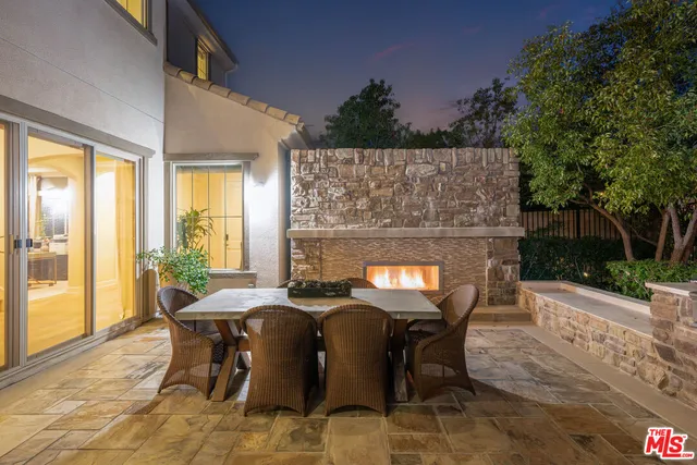 $2,395,000 | 8304 Mariposa Ct Hills, West Hills, CA 91304