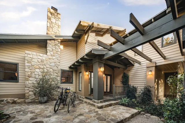 $3,845,000 | 4158 Grand Avenue, Ojai, CA 93023