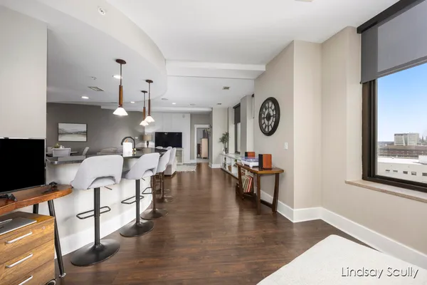 $389,900 | 60 Monroe Center Street Northwest, Unit 10C, Grand Rapids, MI 49503