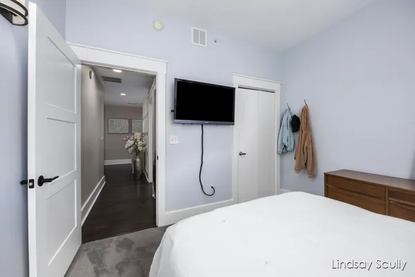 $389,900 | 60 Monroe Center Street Northwest, Unit 10C, Grand Rapids, MI 49503