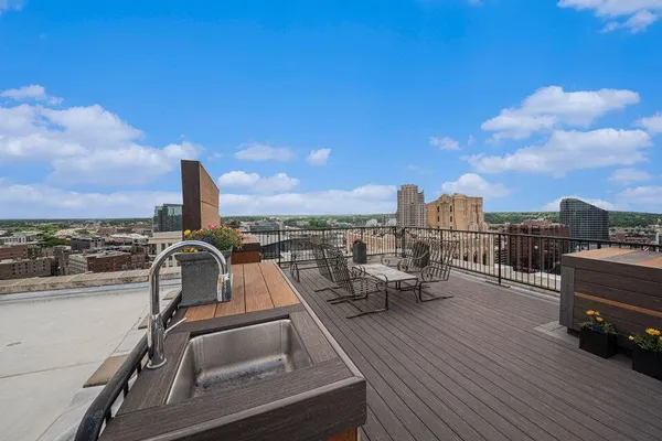 $389,900 | 60 Monroe Center Street Northwest, Unit 10C, Grand Rapids, MI 49503