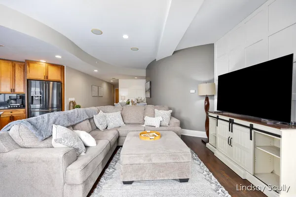 $389,900 | 60 Monroe Center Street Northwest, Unit 10C, Grand Rapids, MI 49503