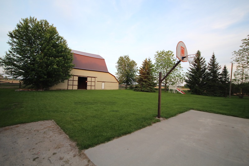 6465 South Leaton Road Shepherd, MI 48883 - Photo 6 of 35 1800966-5.JPG