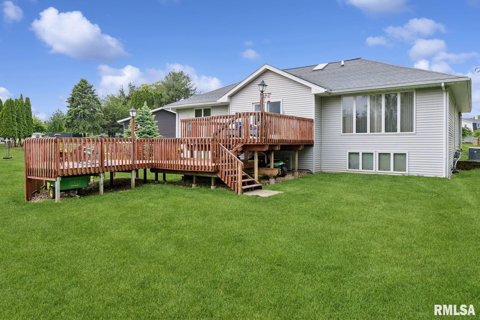 201 Maple Lane Fulton, IL 61252 - Photo 29 of 33 Gallery Image 29