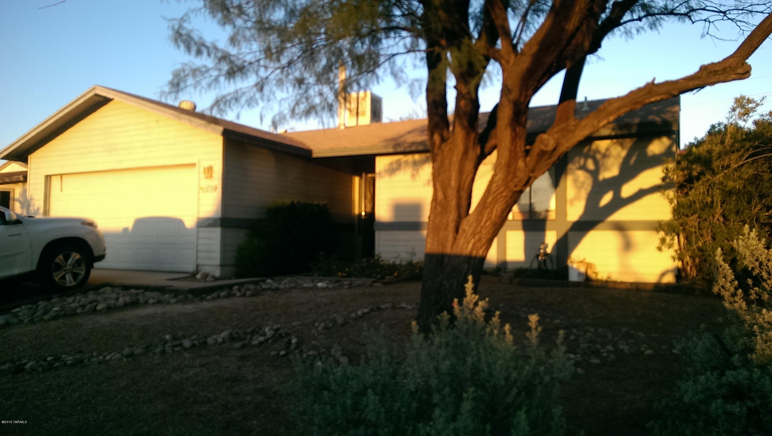 5700 North Ezybrook Road Tucson, AZ 85741 - Photo 1 of 16