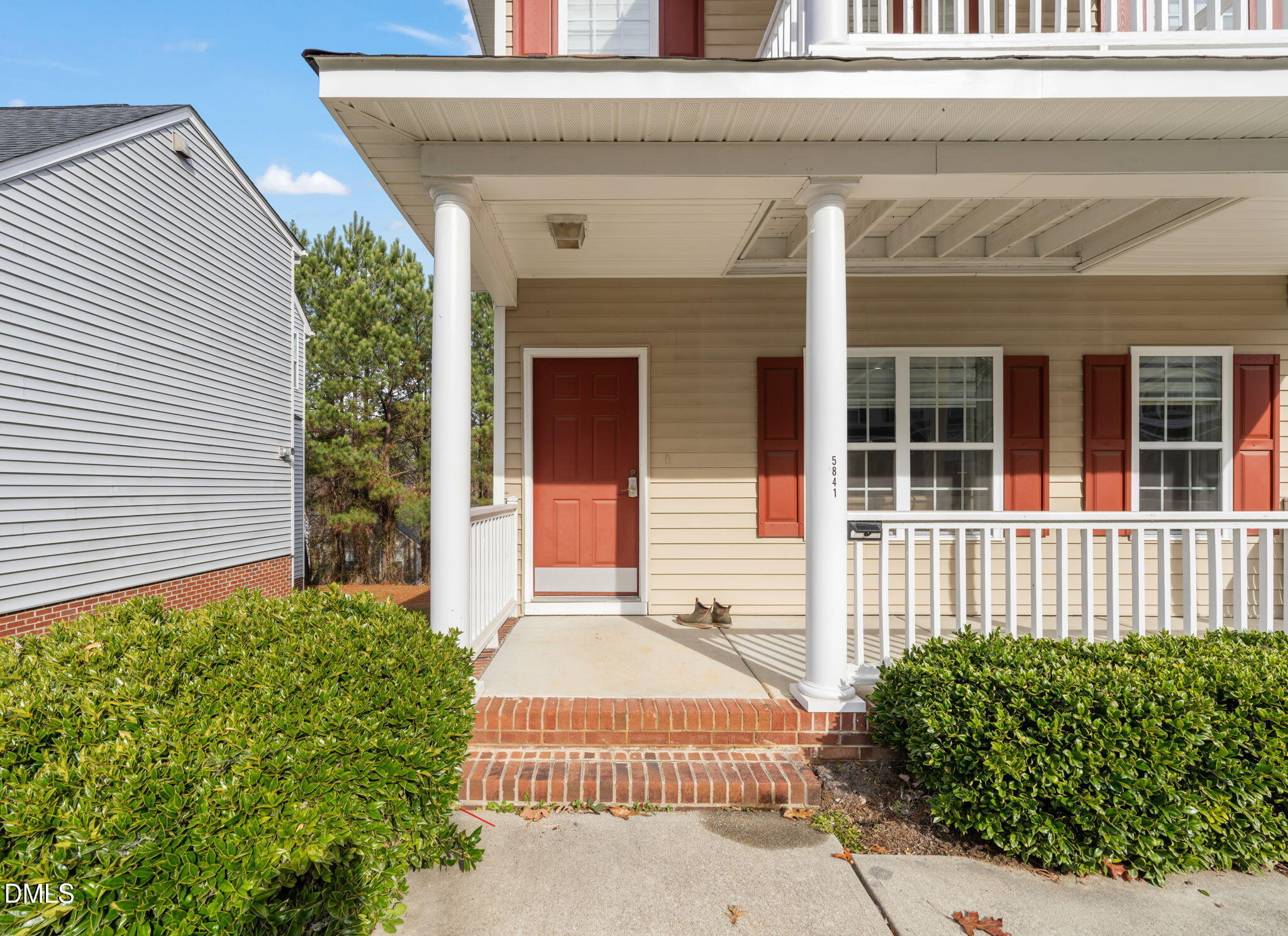 5841 Wynmore Road Raleigh, NC 27610 - Photo 2 of 40 2-web-or-mls-untitled-09349