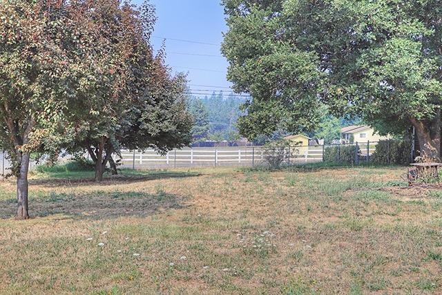 195 Cheslock Road Grants Pass, OR 97527 - Photo 25 of 27 Additional Photo
