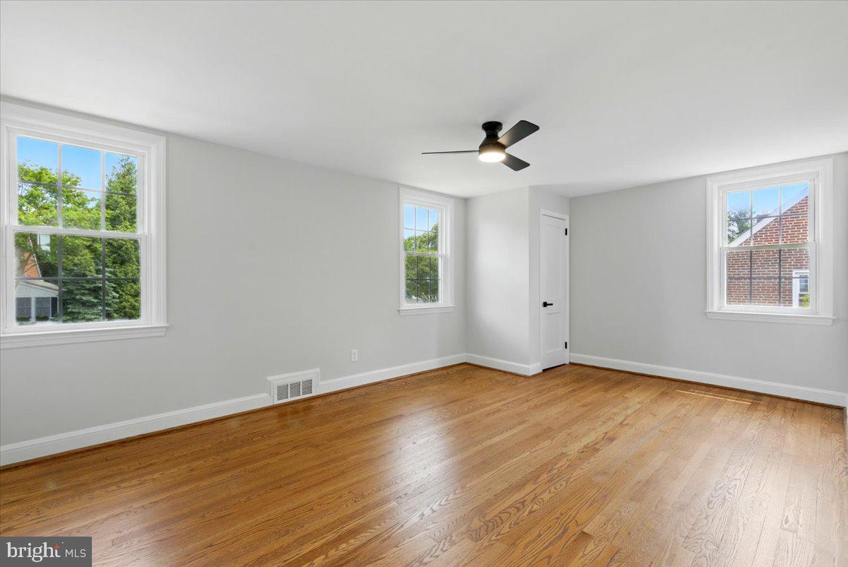 100 Birchwood Road Baltimore, MD 21228 - Photo 25 of 36 Gallery Image 25