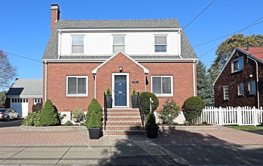 160 River Road Winthrop, MA 02152 - Photo 1 of 19 Gallery Image 1