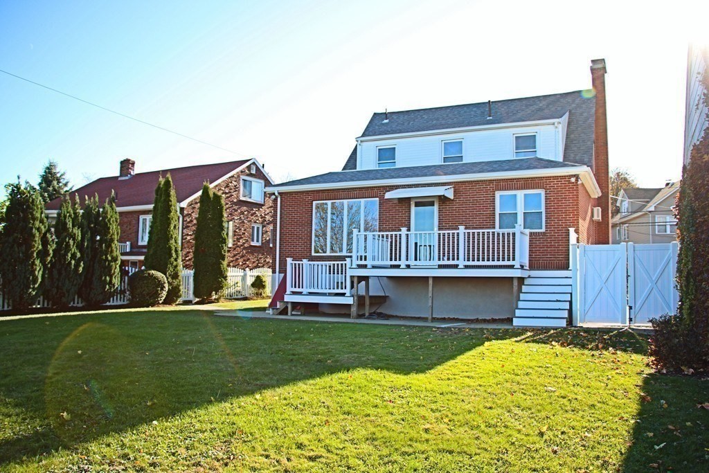 160 River Road Winthrop, MA 02152 - Photo 17 of 19 Gallery Image 17