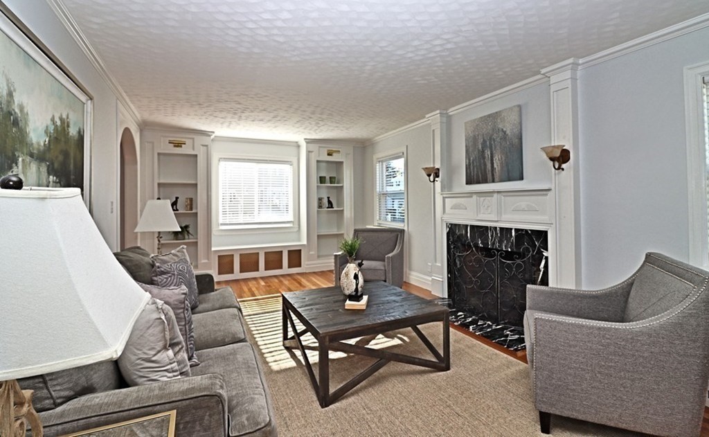 160 River Road Winthrop, MA 02152 - Photo 2 of 19 Gallery Image 2