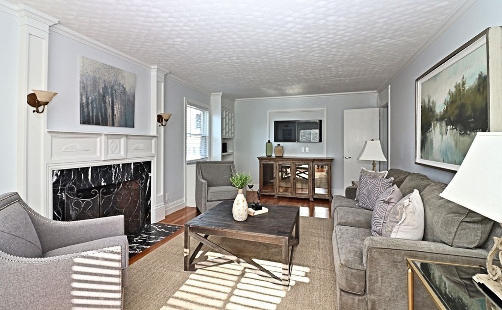 160 River Road Winthrop, MA 02152 - Photo 3 of 19 Gallery Image 3